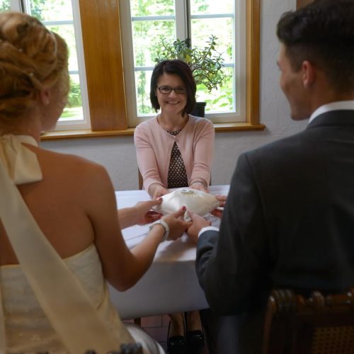 Standesamtliche Trauung im Kotten (Foto: Stadt Versmold)